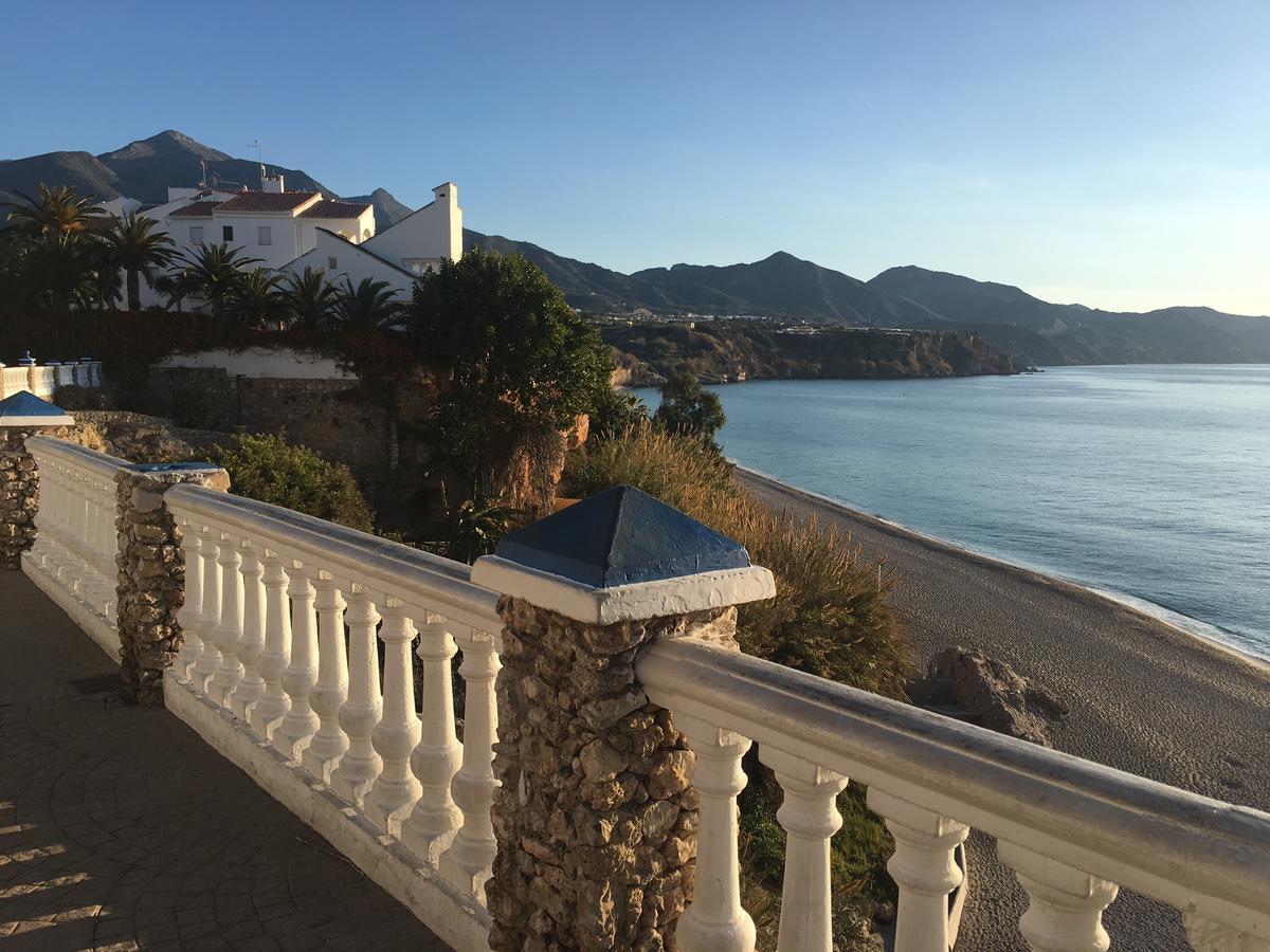 Rubarsal, Nerja Bluewater Villas Екстериор снимка
